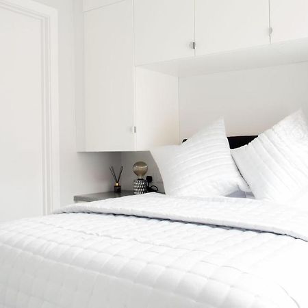 Modern Apartment With Free Parking And Wifi Stratford-upon-Avon Buitenkant foto